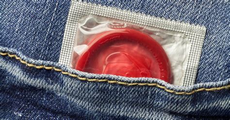 Fafanje brez kondoma za doplačilo Bordel Kassiri